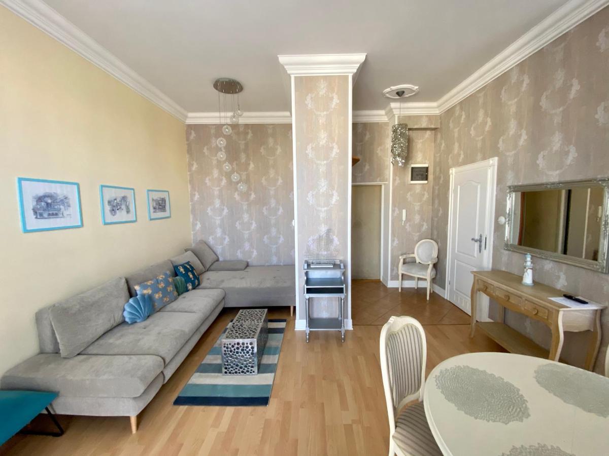Apartamenty Kocham Morze ชวีโนวิชแจ ภายนอก รูปภาพ