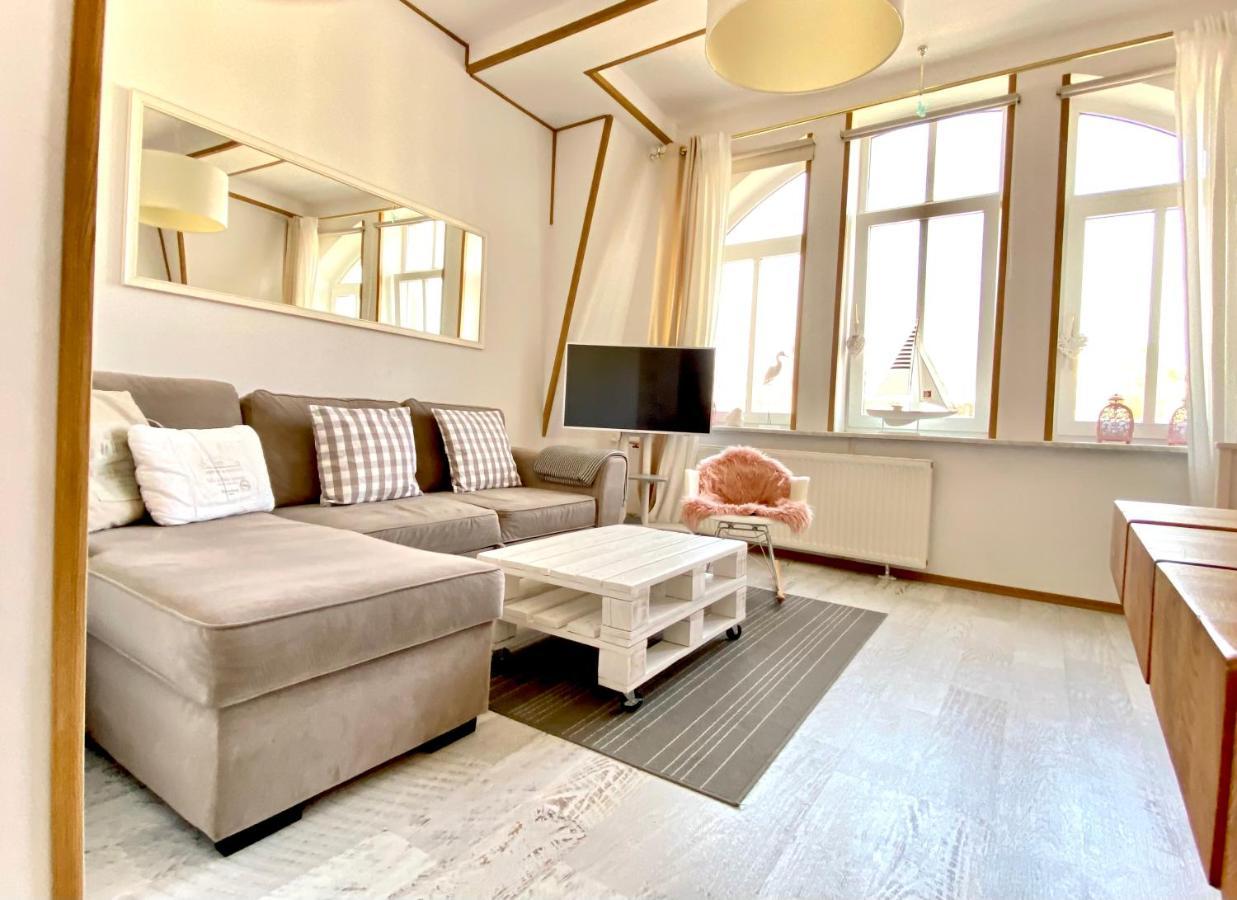 Apartamenty Kocham Morze ชวีโนวิชแจ ภายนอก รูปภาพ