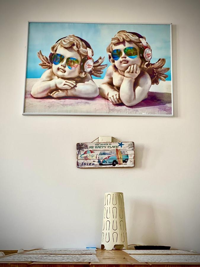 Apartamenty Kocham Morze ชวีโนวิชแจ ภายนอก รูปภาพ